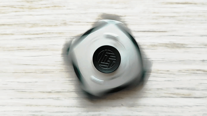 ltt-spin-ezgif.com-video-to-gif-converter