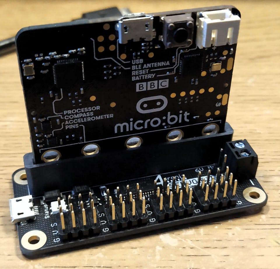 Micro:bit Monday: Servo:bit