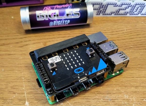 Monday micro:bit: Micro:bit X Raspberry Pi